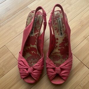 American Eagle pink wedges